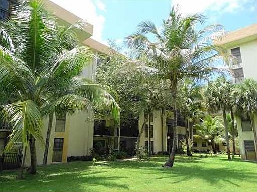 2nd image of 650 NE 149th St APT 307A