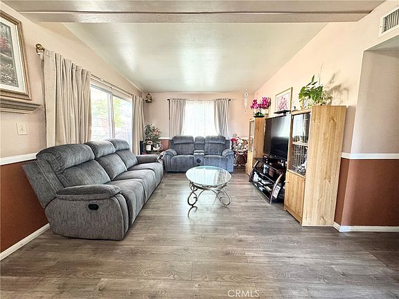 2nd image of 731 S Orange Ave