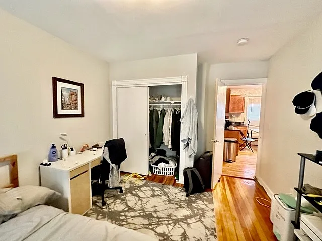 2 bed, 9999 sqft, $3,050 — Photo 4