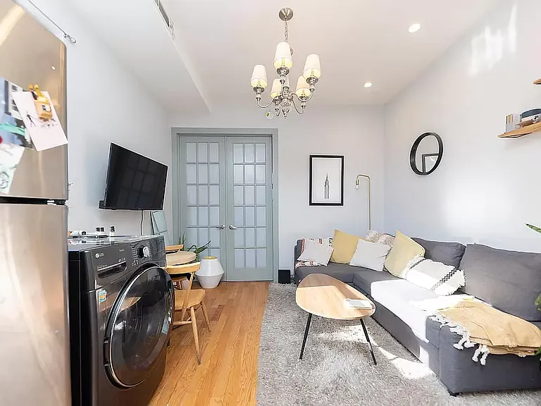 219 Troutman St #3L — Photo 4