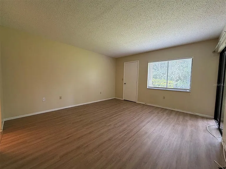 109 Nancy Dr — Photo 12