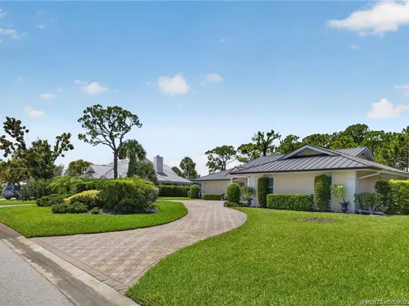 6072 SE Medinah Ln, Stuart, FL 34997