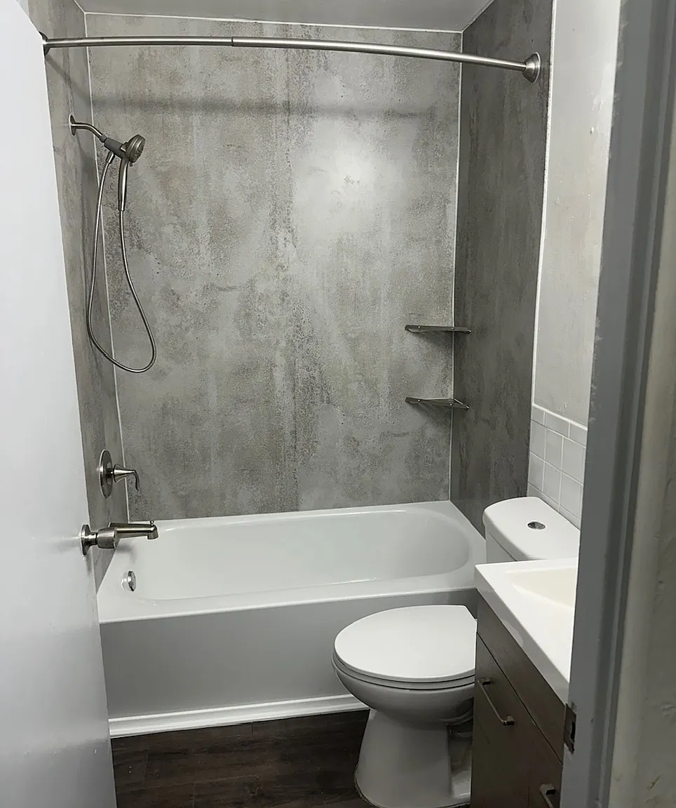 3 bed, 1390 sqft, $1,900 — Photo 2