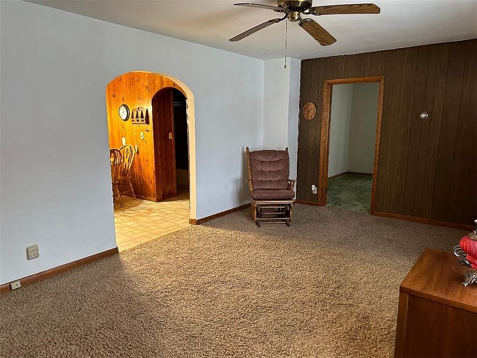 317 S Main St, Findlay, IL 62534 Zillow