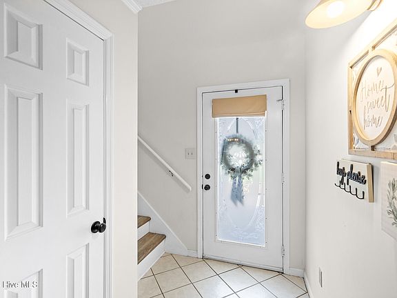 3rd image of 157 Evergreen Drive