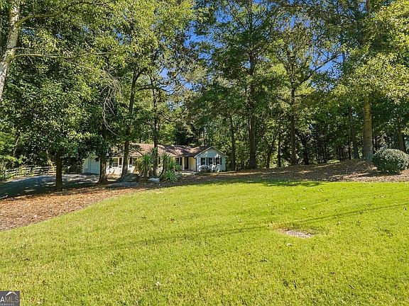 2nd image of 1770 Redd Rd