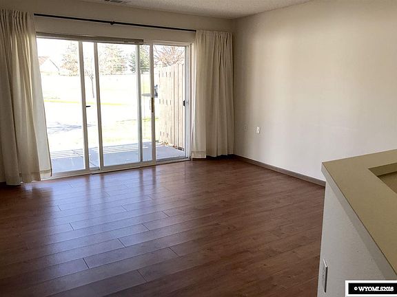 4th image of 180 Chase Dr Unit 101