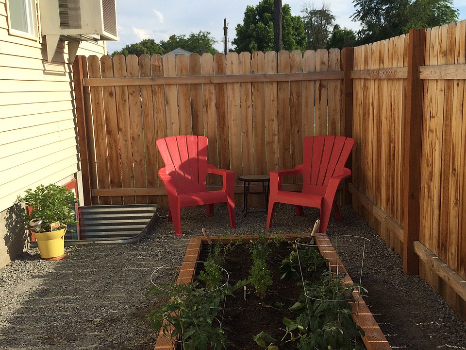 2nd image of 2109 16th Ave N