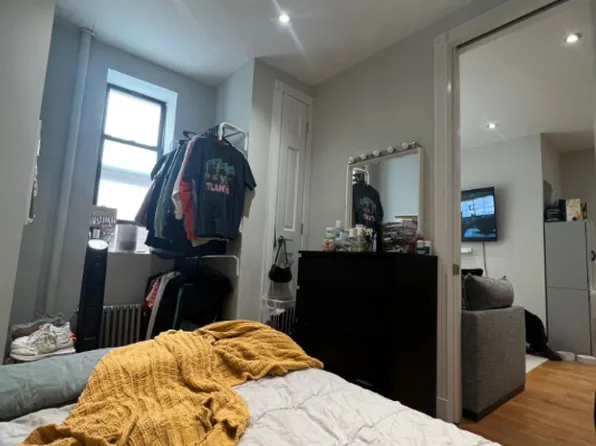 854 West 180th Street image 18 of 19