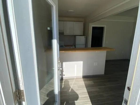 971 W Main St, Barstow, CA