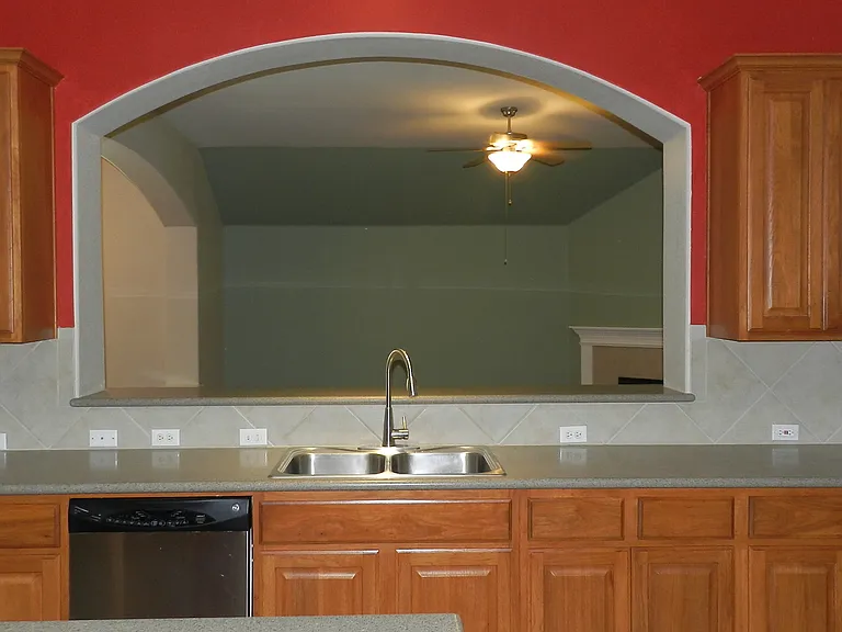 613 Hickory Run Dr — Photo 3