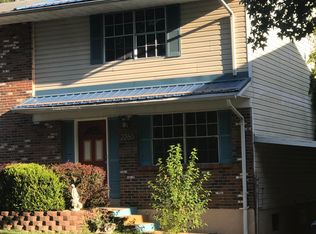 2260 Jackson Dr, Arnold, MO 63010