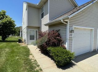 200 NE Sunshine St APT A, Oak Grove, MO 64075