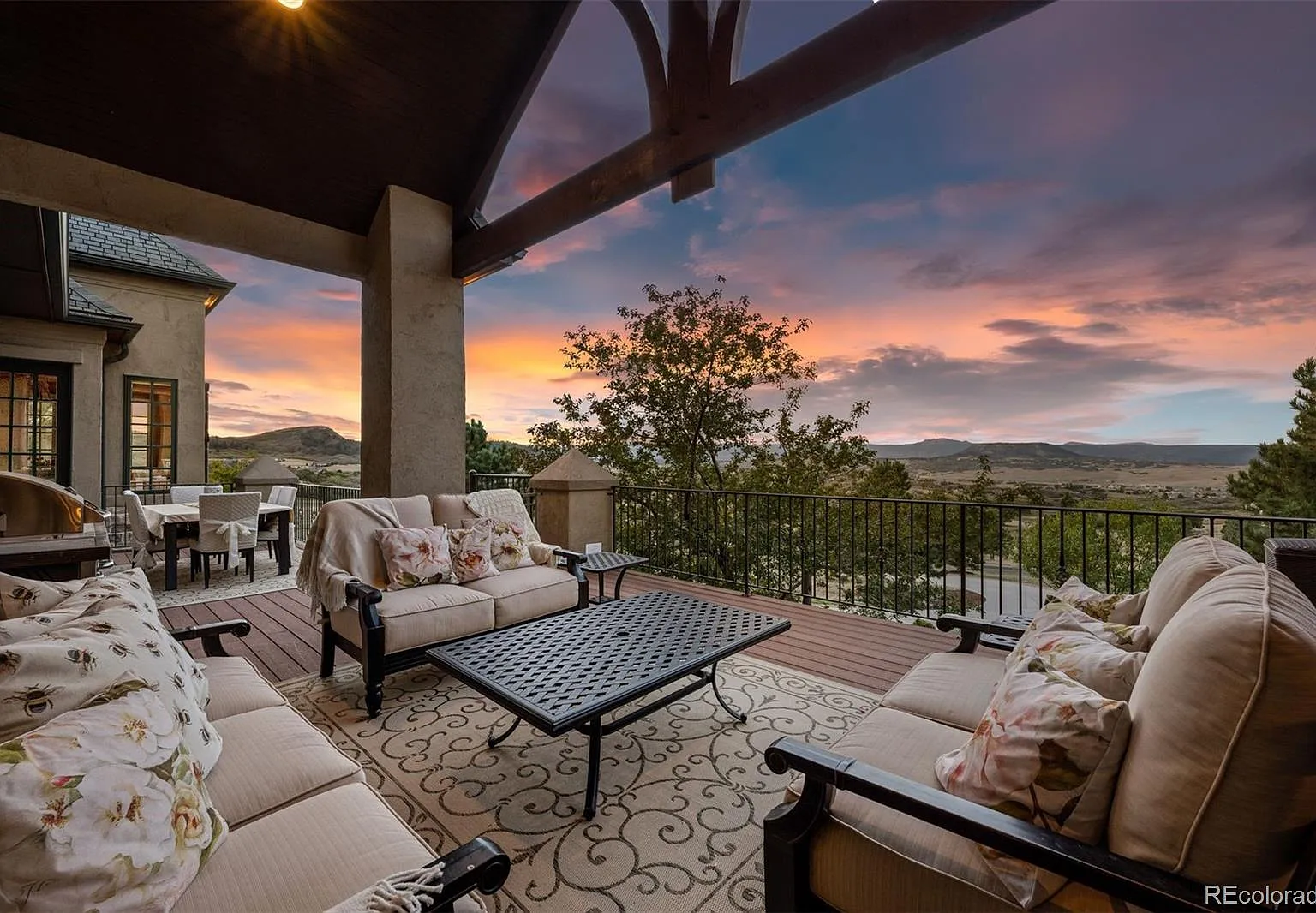 5 bed, 7.0 bath, 7013 sqft, $14,000 — Photo 4
