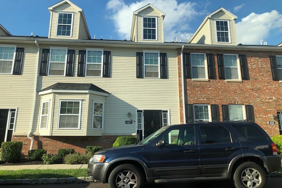 1st image of 4417 Riverview Ln #43
