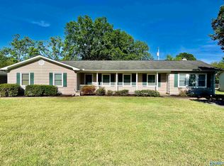 1522 15th Ave SW, Decatur, AL 35601