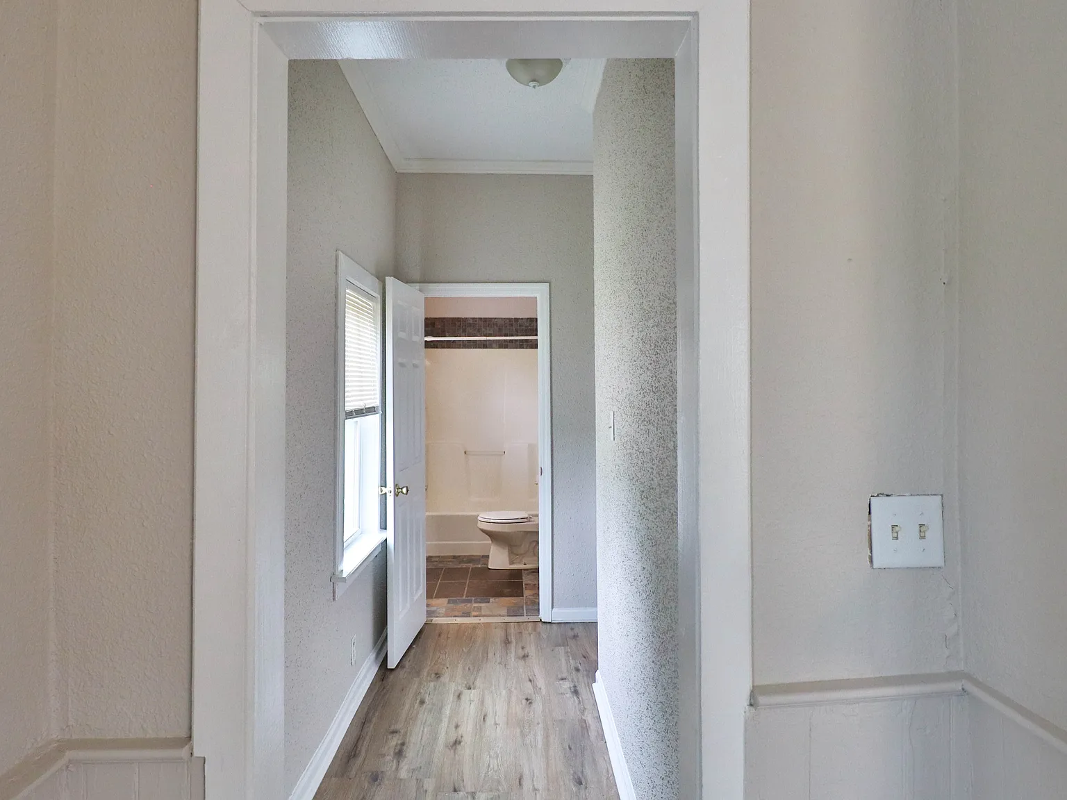 1 bed, 605 sqft, $900 — Photo 4