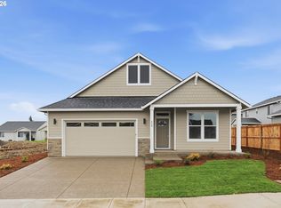 630 E 4th St, Yamhill, OR