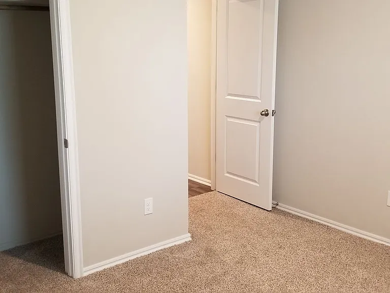 3102 Debbie Ln — Photo 39