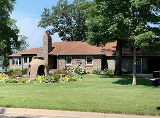 1119 Riverview Dr, Little Falls, MN 56345