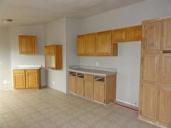 4th image of 1022 S Holben Pl