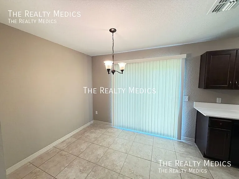 561 Marion Oaks Blvd — Photo 7