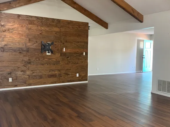 911 N Dryden Cir, Stillwater, OK 74075