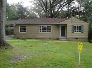 3032 Woodbine St, Jackson, MS 39212