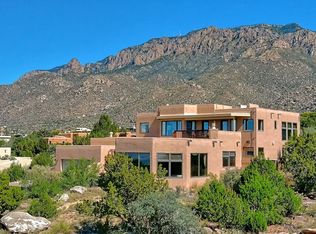 1039 Red Oaks Loop NE, Albuquerque, NM 87122