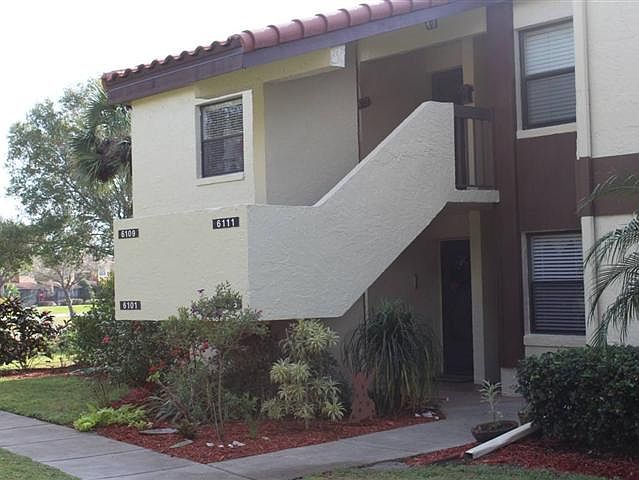 1st image of 6111 Lake Pointe Dr
