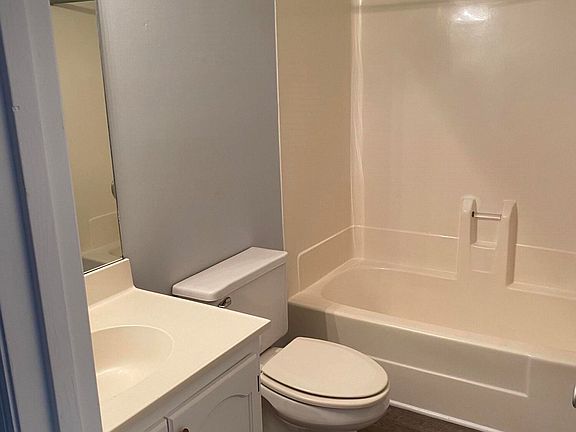 3rd image of 3724 Saint Johns Ct #B