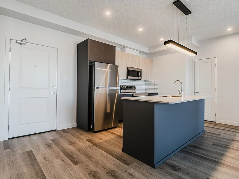 203 Salisbury Way — Photo 52