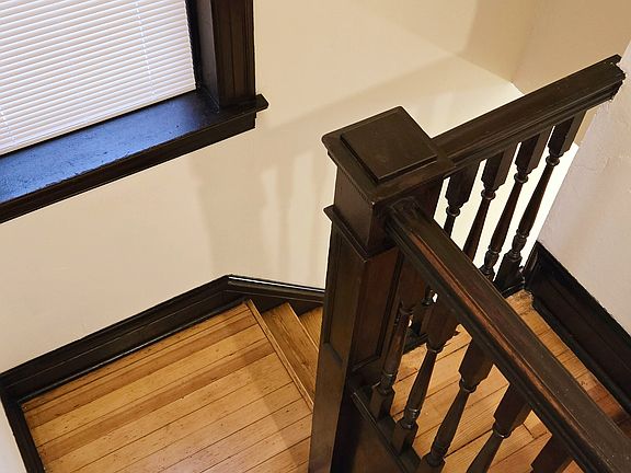5th image of 3442 Humphrey St #A
