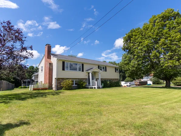 219 Prospect St, Shrewsbury, MA 01545