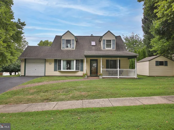 54 Quarter Turn West Rd #W, Levittown, PA 19057