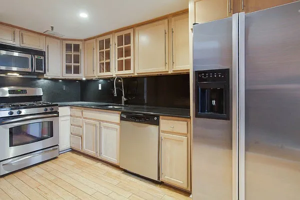 Sold by Mont Sky Real Estate | media 2