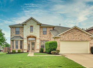 701 Millpond Dr, Arlington, TX 76002