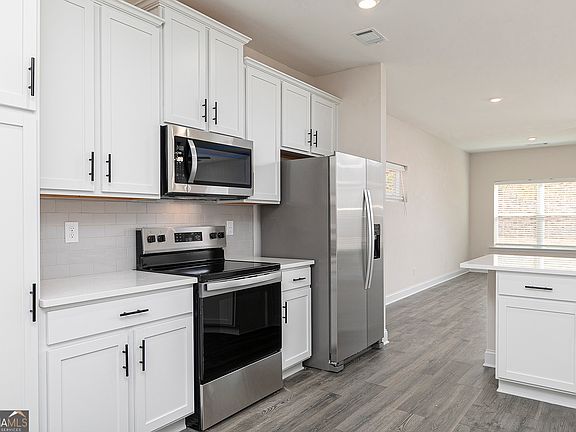6th image of this home