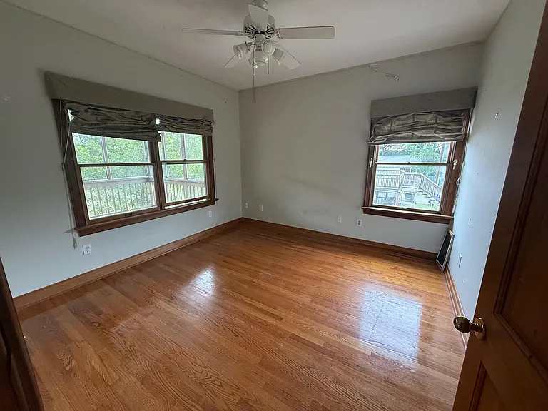 1856 Ion Ave #C — Photo 11