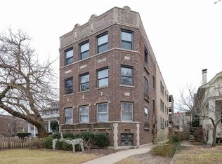 1909 W Farwell Ave, Chicago, IL 60626