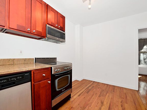 3rd image of 1160 1st Ave APT 5N