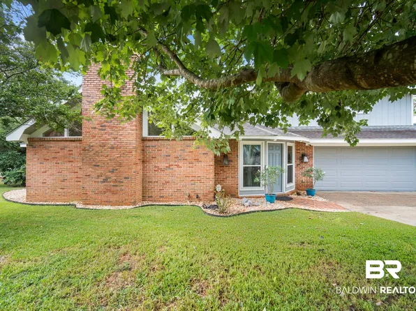105 Laverne Cir, Daphne, AL 36526