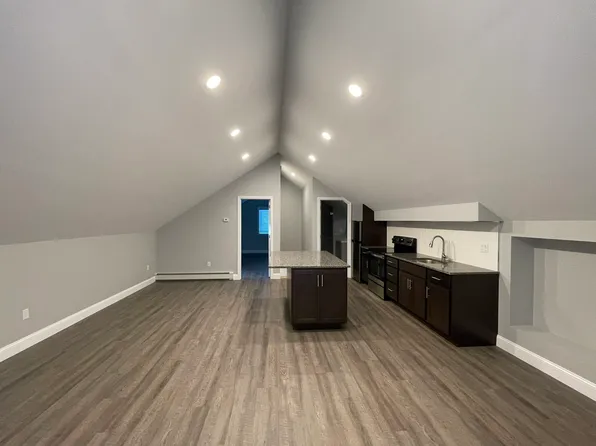 (undisclosed Address), Westfield, MA 01085