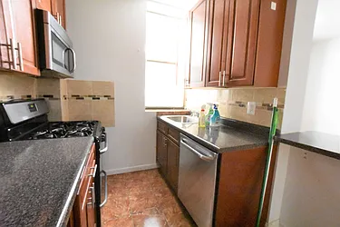 Rented by Clove Realty LLC