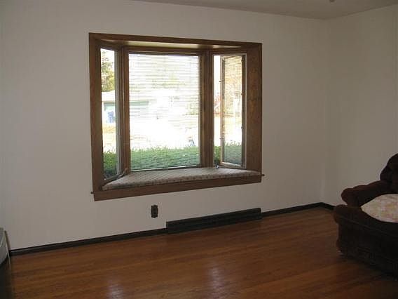 2nd image of 7227 W Acacia St