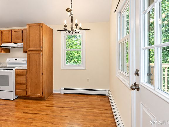 5th image of 22 Peaceable St #A