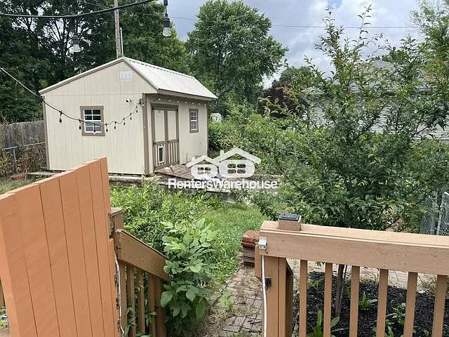 4020 S Crackerneck Rd — Photo 5
