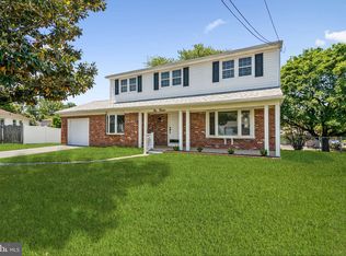 112 Pilgrim Ct, Turnersville, NJ 08012