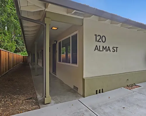 120 Alma St #2 Photo 1
