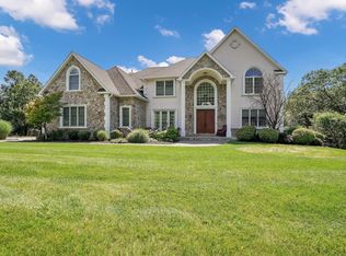 6 High Mountain Rd, Pomona, NY 10970